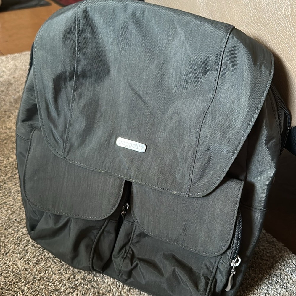Baggallini Gray Backpack